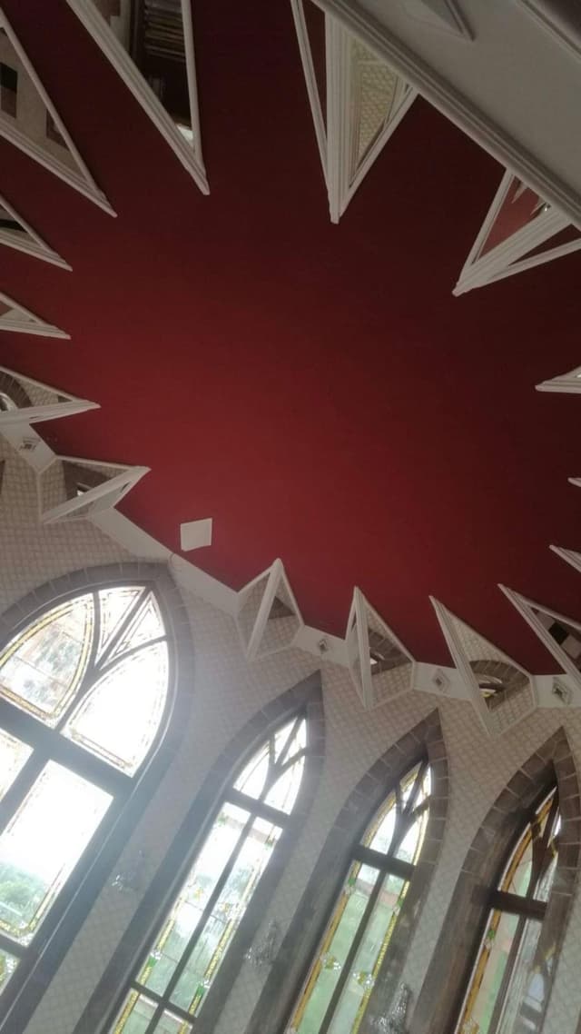 7.épület Irodaház